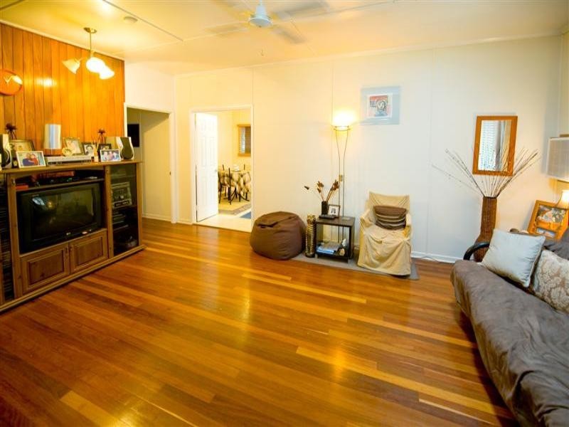 6 Kennedy Street, The Range QLD 4700