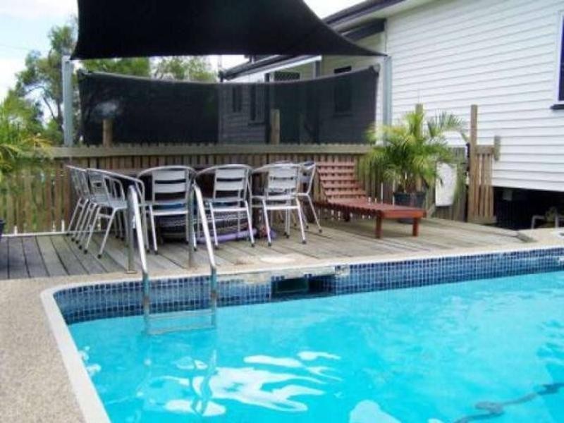 17 Meade Street, Wandal QLD 4700