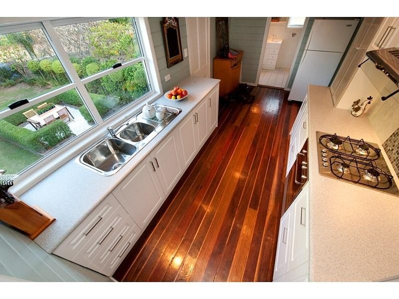 7 Cousins Street, The Range QLD 4700