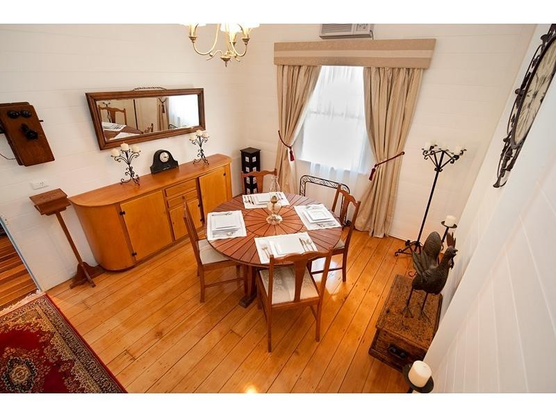 7 Cousins Street, The Range QLD 4700