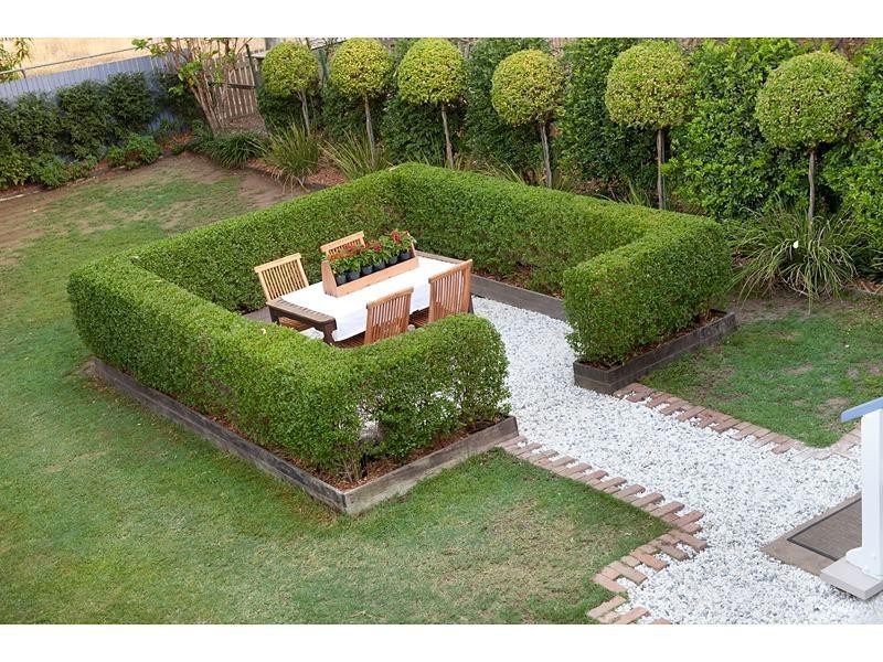 7 Cousins Street, The Range QLD 4700