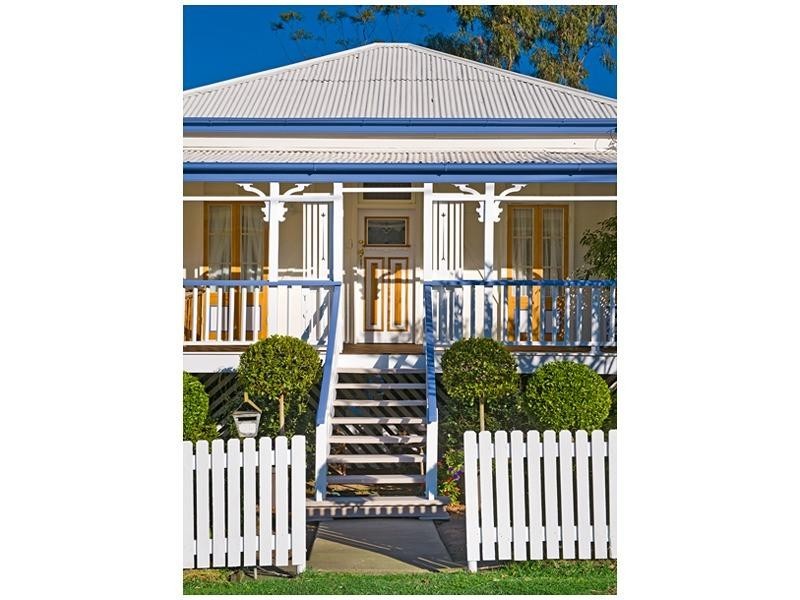 7 Cousins Street, The Range QLD 4700