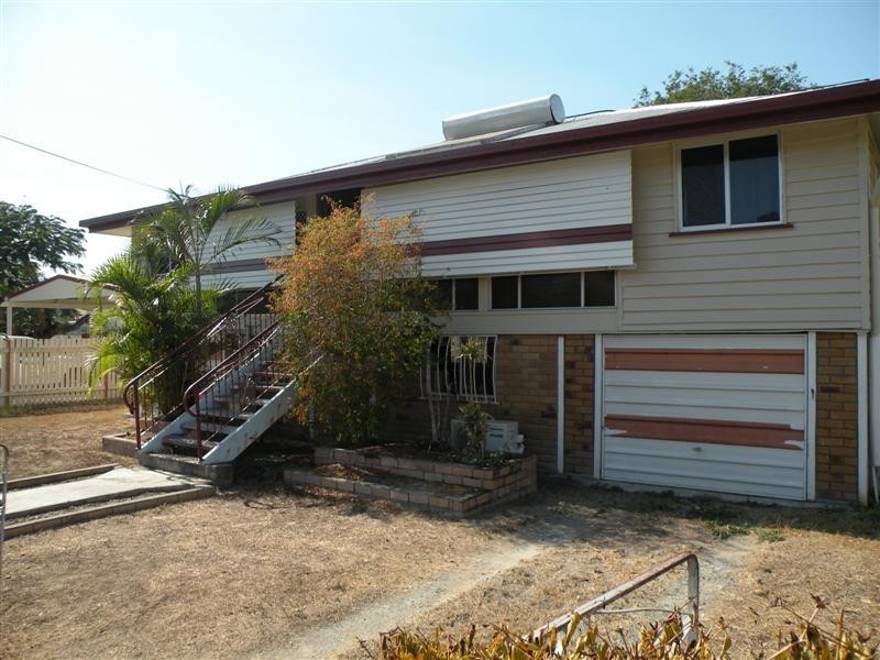 29 Bank Street, Park Avenue QLD 4701