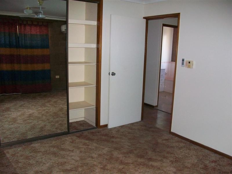 31 BARRY Street, Gracemere QLD 4702