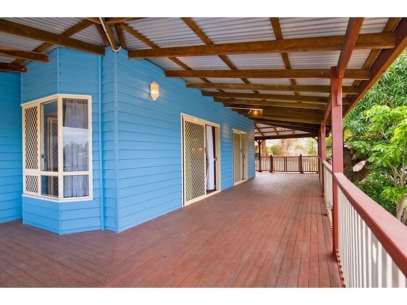 2 Bowen Terrace, The Range QLD 4700