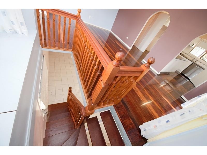 2 Bowen Terrace, The Range QLD 4700