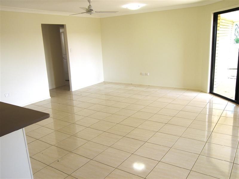 9 John Oxley Drive, Gracemere QLD 4702