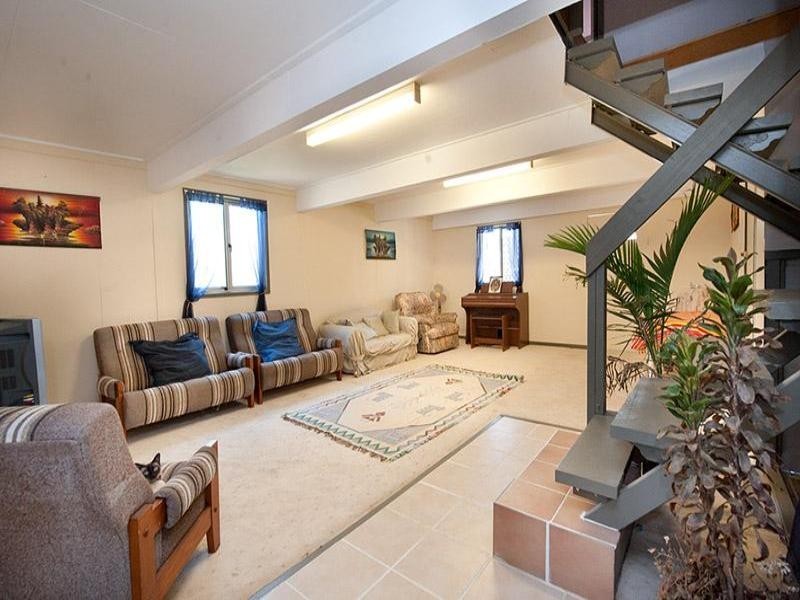 15 Hunter Street, West Rockhampton QLD 4700