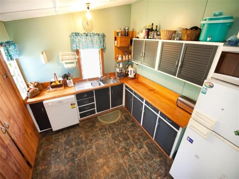 15 Hunter Street, West Rockhampton QLD 4700