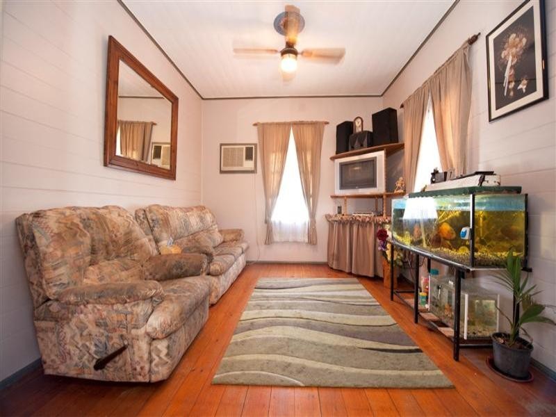 15 Hunter Street, West Rockhampton QLD 4700