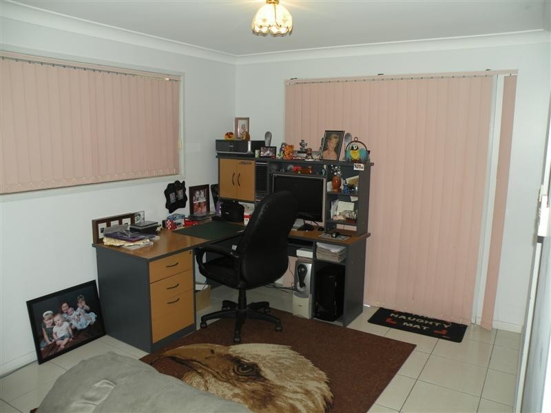 19 Roderkirchen Street, Kawana QLD 4701