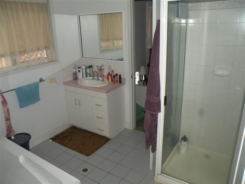19 Roderkirchen Street, Kawana QLD 4701