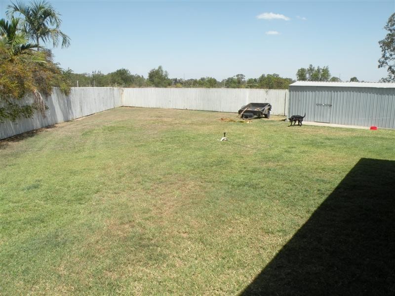 19 Roderkirchen Street, Kawana QLD 4701