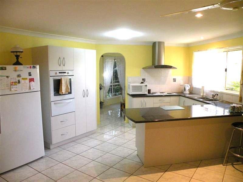 13 Rachael Close, Rockyview QLD 4701