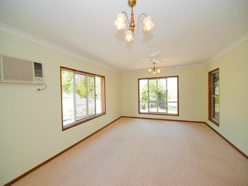 83 Constance Avenue, Rockyview QLD 4701