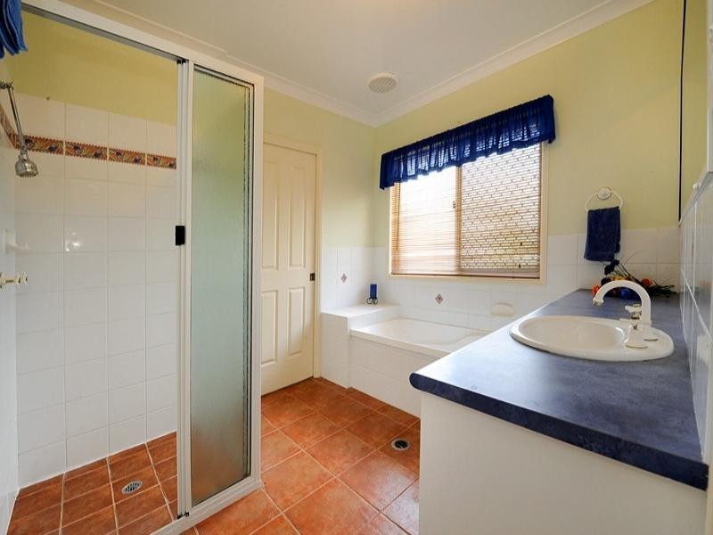 83 Constance Avenue, Rockyview QLD 4701