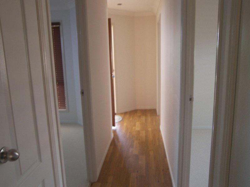 18 SEDBOROUGH Street, The Range QLD 4700