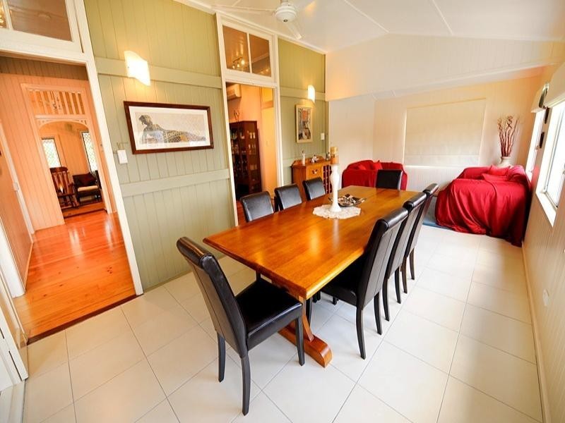 11 Penlington Street, The Range QLD 4700