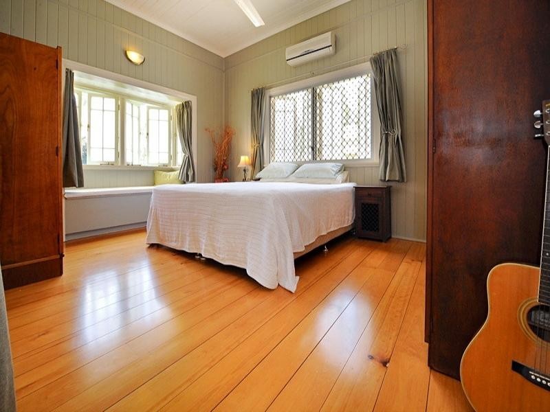 11 Penlington Street, The Range QLD 4700