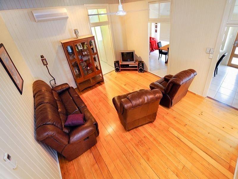 11 Penlington Street, The Range QLD 4700