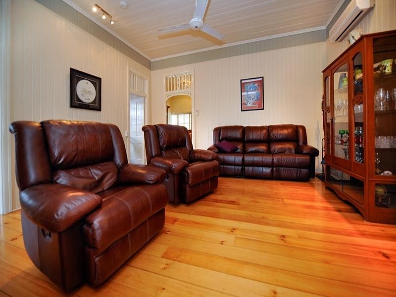 11 Penlington Street, The Range QLD 4700