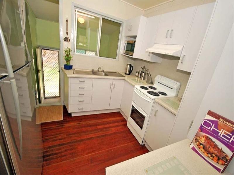 7 Reaney Street, Berserker QLD 4701