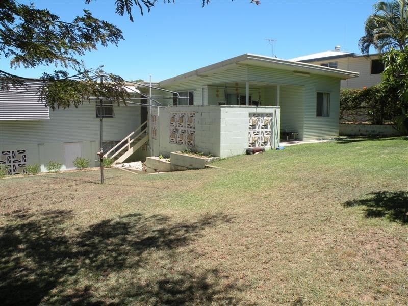 320 Duthie Avenue, Frenchville QLD 4701