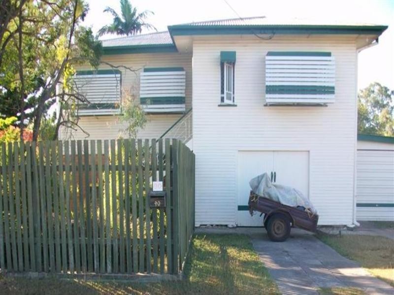 90 THOZET Road, Koongal QLD 4701