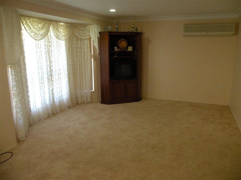 14 Bondeson Drive, Parkhurst QLD 4702