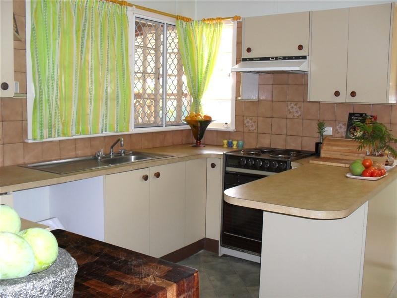 184 Grimley Street, Koongal QLD 4701