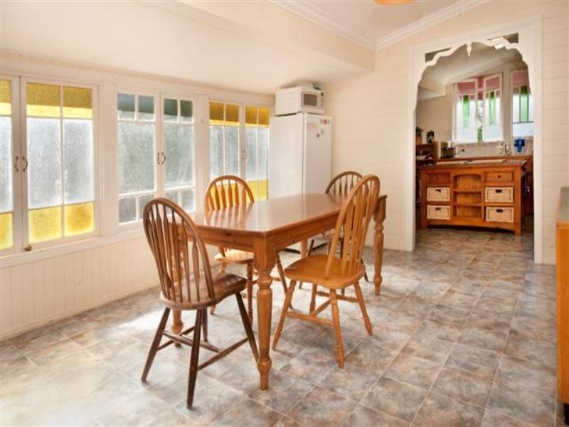 20 WAKEFIELD Street, The Range QLD 4700