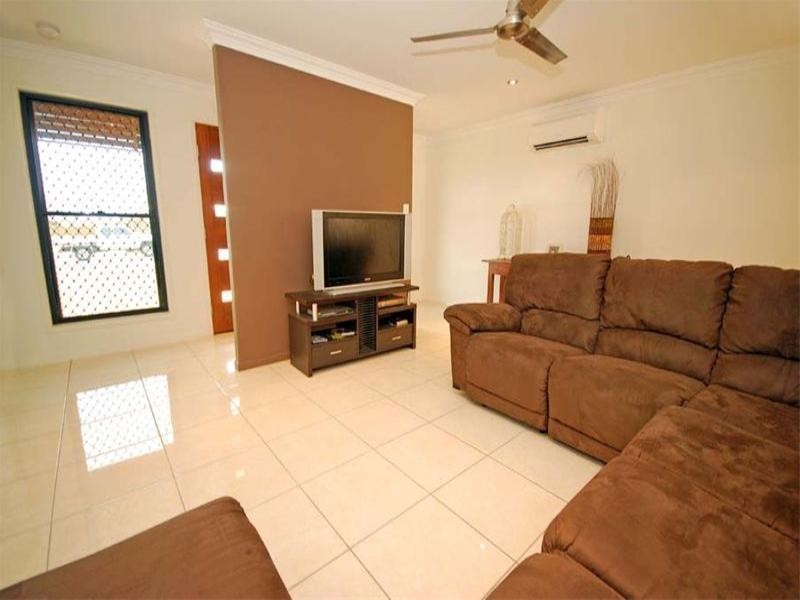 16 Mamalis Street, Gracemere QLD 4702