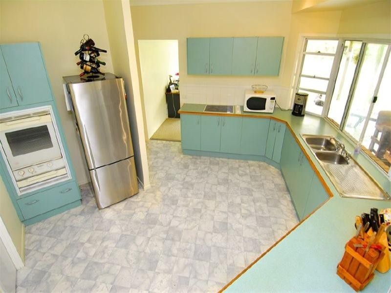 70 Fons Drive, Glendale QLD 4711