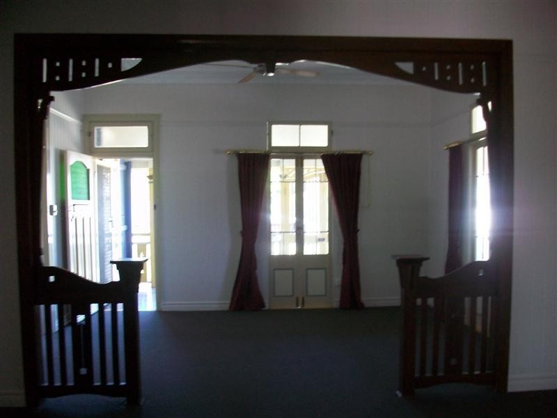 21 BERTRAM Street, Park Avenue QLD 4701