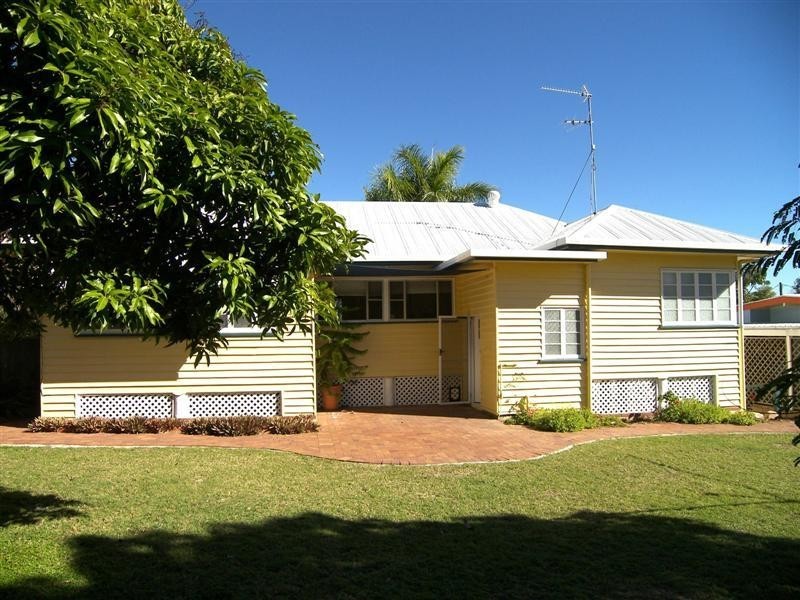 19 Herbert Street, Wandal QLD 4700