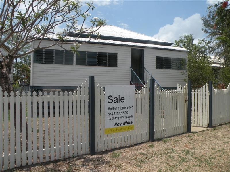 77 Lakes Creek Road, Berserker QLD 4701