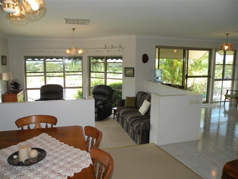 16 Forbes Avenue, Frenchville QLD 4701