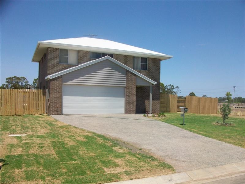 4 OWEN Avenue, Gracemere QLD 4702