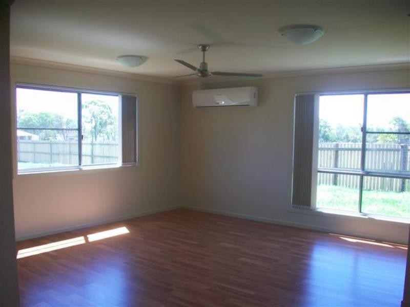 4 OWEN Avenue, Gracemere QLD 4702