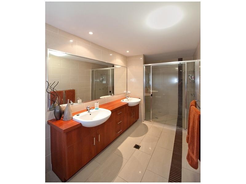 11 Constantia Crescent, Frenchville QLD 4701