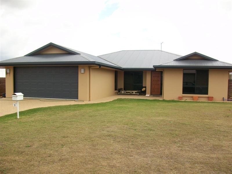 9 Mitchell Court, Gracemere QLD 4702