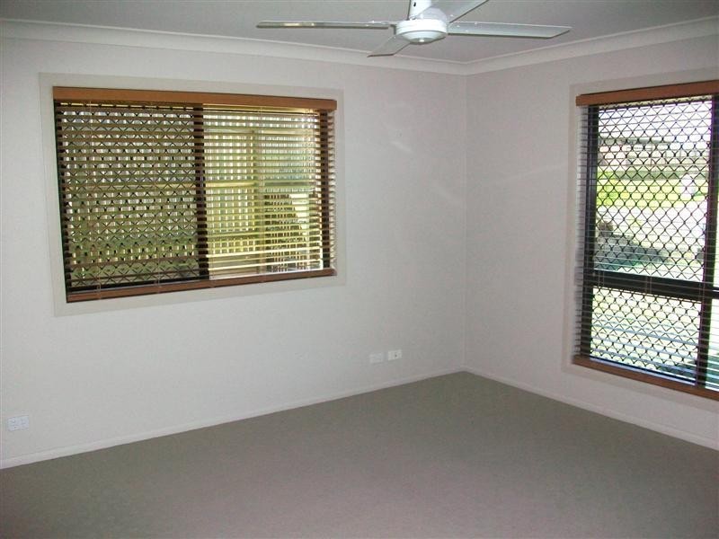 9 Mitchell Court, Gracemere QLD 4702