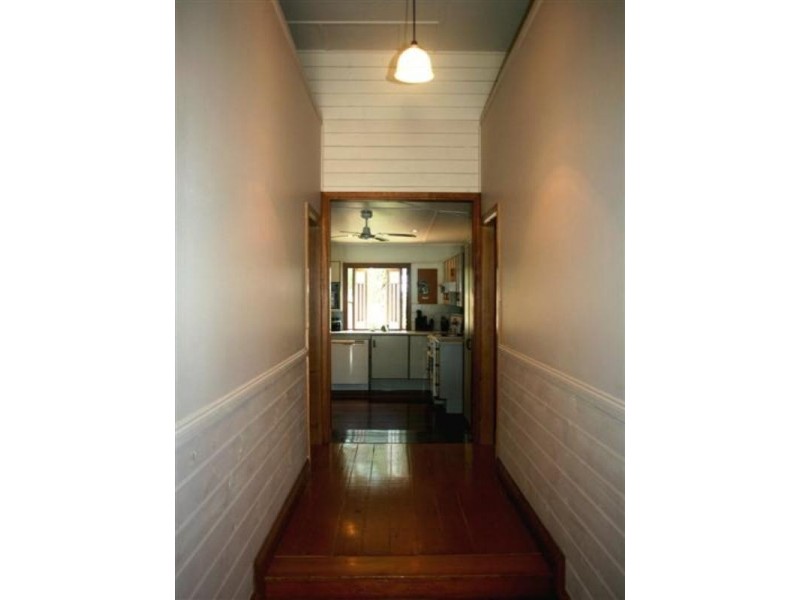 232 North Street Extended, West Rockhampton QLD 4700