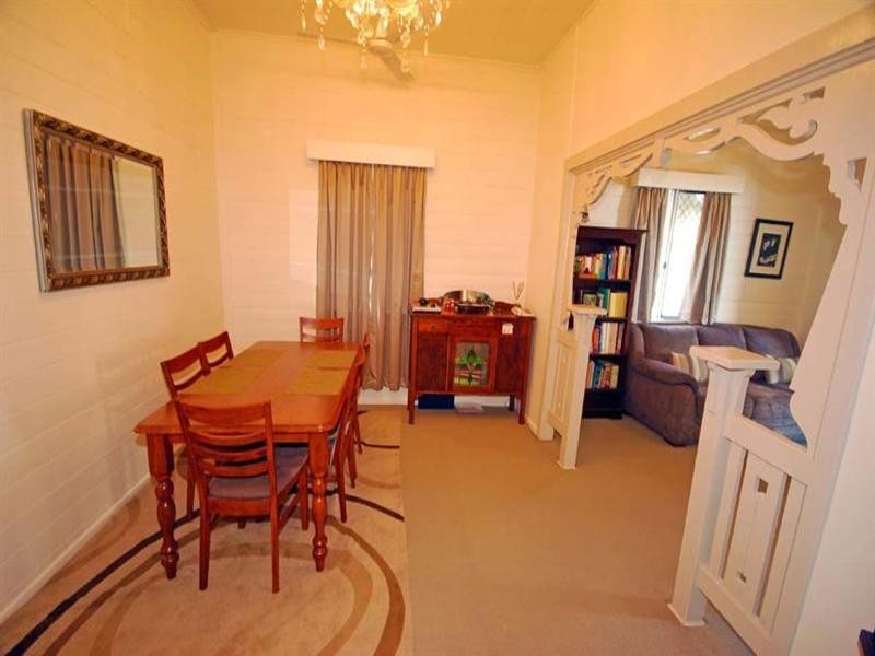 57 Lakes Creek Road, Berserker QLD 4701