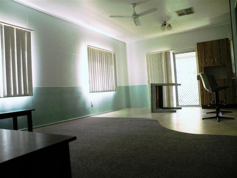 33 Hardacre Street, Wandal QLD 4700