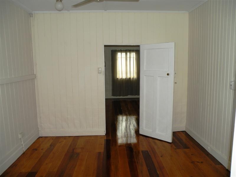 28 Wentworth Terrace, The Range QLD 4700