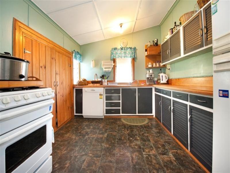 15 Hunter Street, West Rockhampton QLD 4700