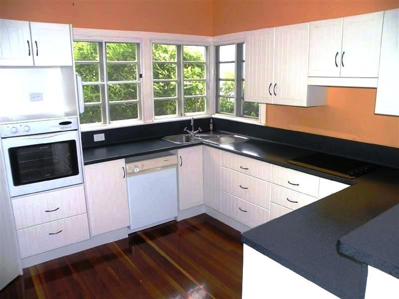 2 Kelly Street, The Range QLD 4700