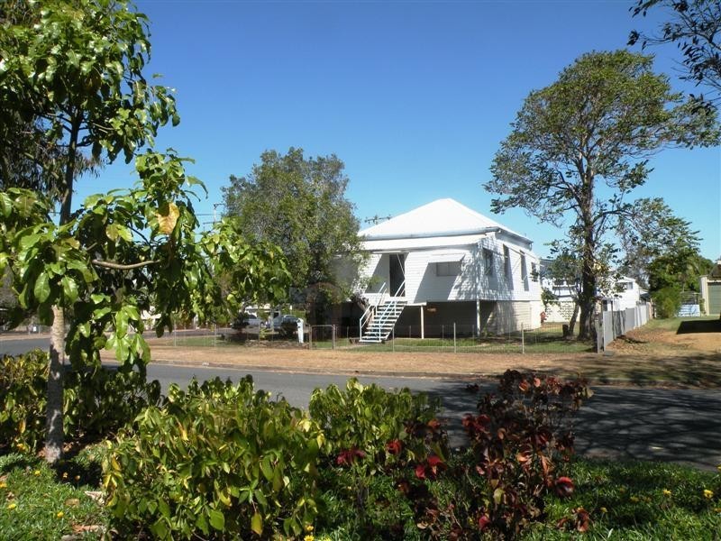 442 Campbell Street, Depot Hill QLD 4700