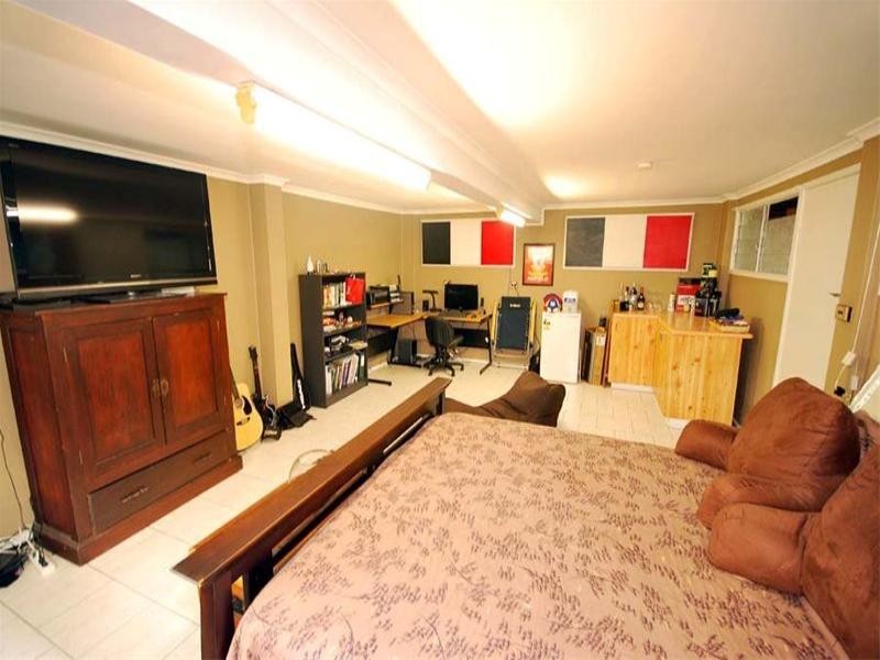 340 Philp Avenue, Frenchville QLD 4701